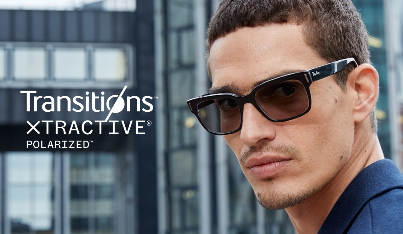 Uomo che indossa lenti Polarized